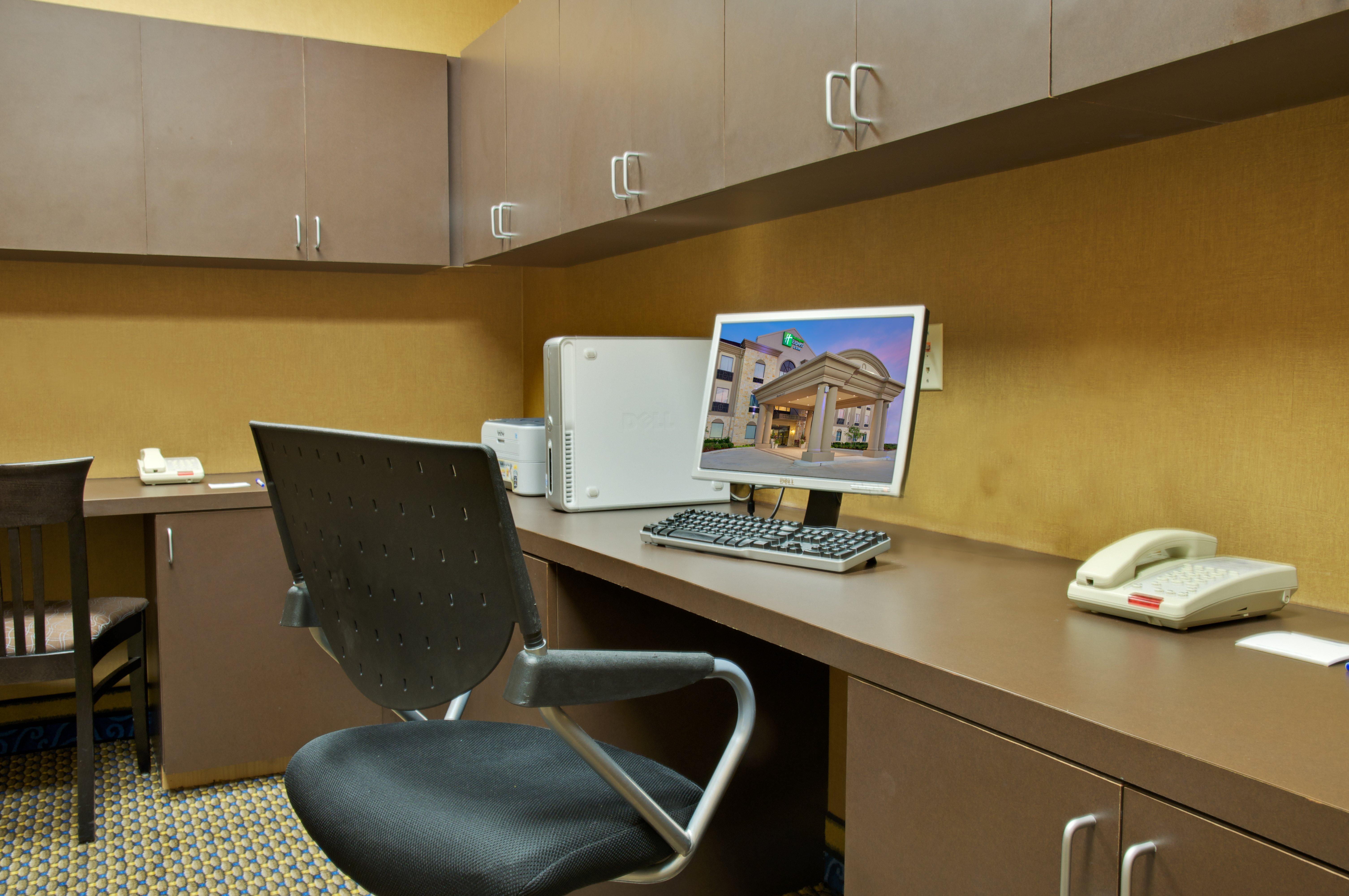 Holiday Inn Express Hotel & Suites Houston Energy Corridor - West Oaks By Ihg Exterior photo